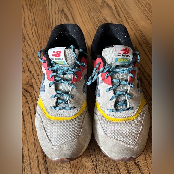 New Balance 997H Sneakers - Picture 2 of 8